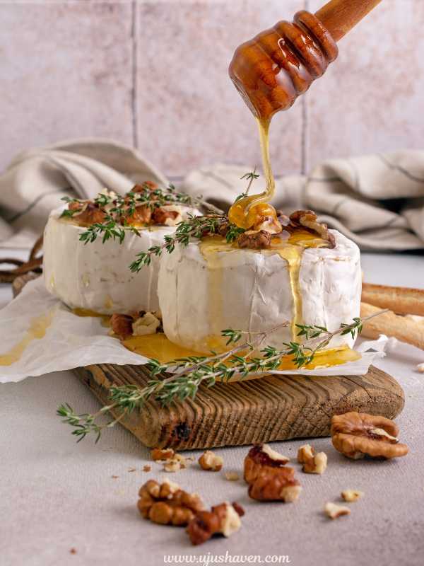 Baked-Brie-With-Honey-and-Nuts