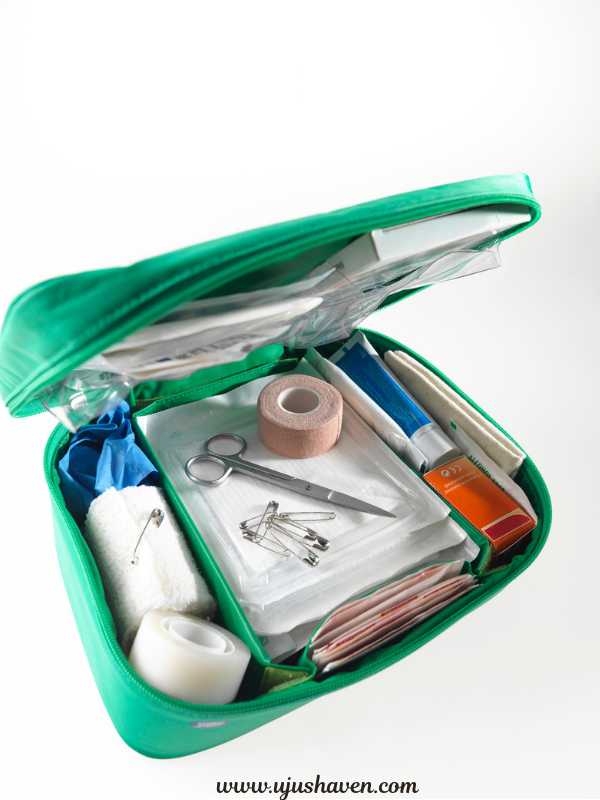 Keep-a-mini-emergency-kit