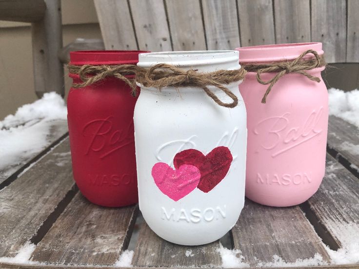 Painted-mason-jar-lanterns