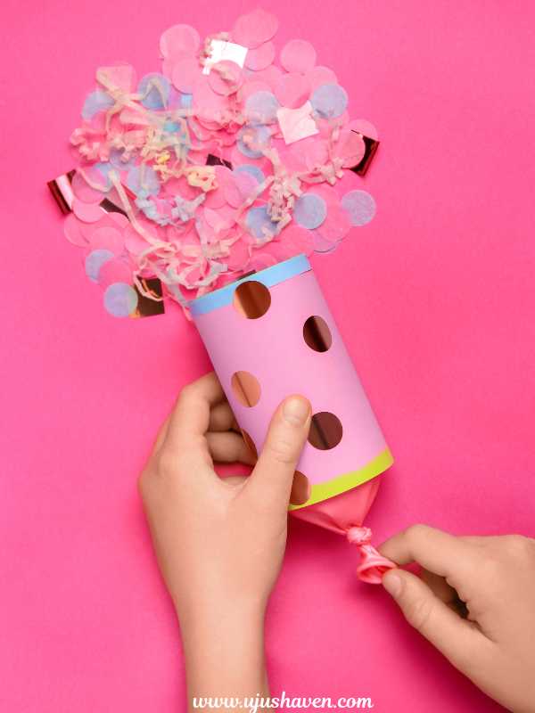 Paper-Roll-Confetti-Poppers