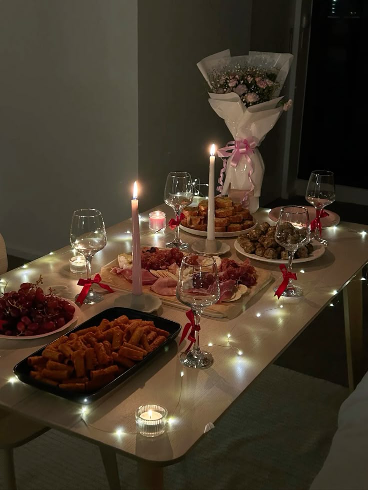 Candlelight-Dinner-Night