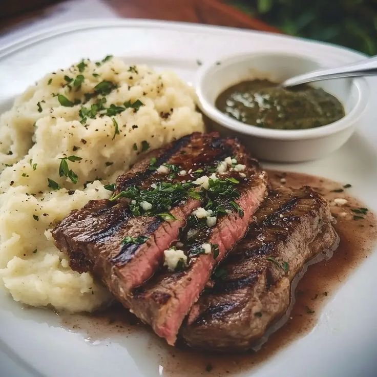 Cauliflower-Mash-with-Grilled-Beef