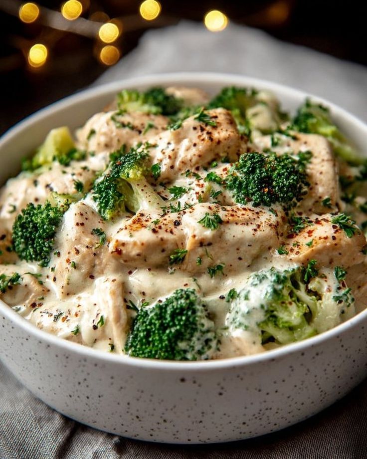 Chicken-and-Broccoli-Alfredo-Low-Carb-Style