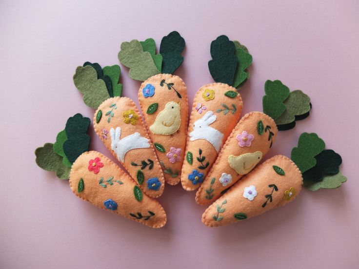 Felt-Carrot-Decorations-Easter-Crafts