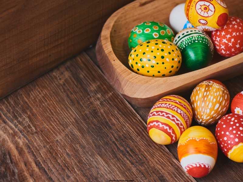 Hand-Painted-Wooden-Eggs