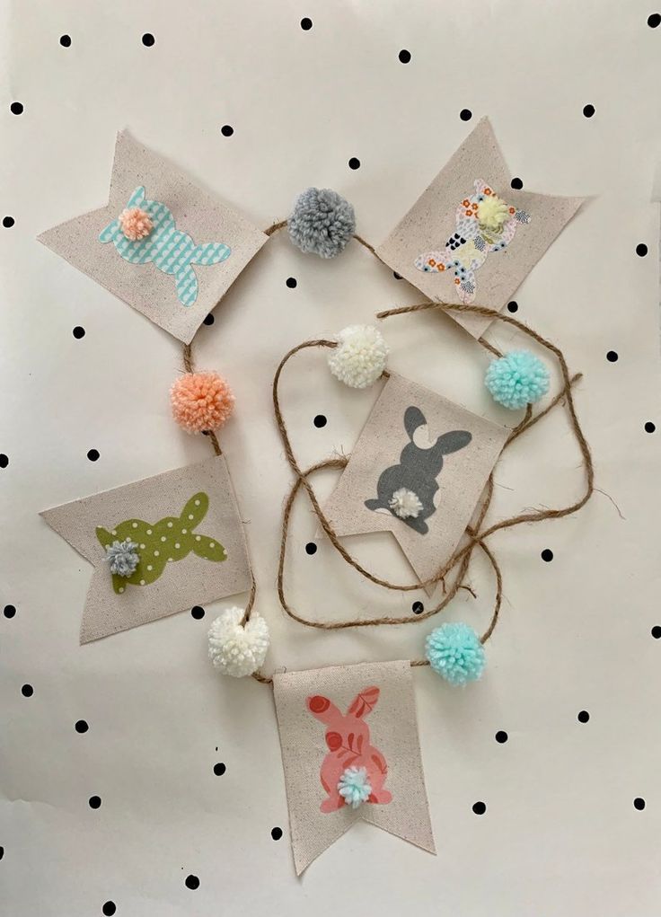 Hanging-Fabric-Banners