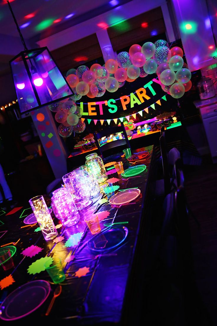 House-Party-Glow-Night-Fun-Adult-Birthday-Themes