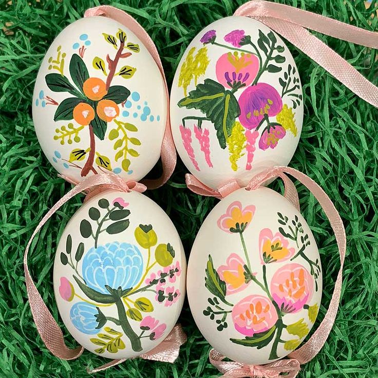 Painted-eggs-for-seasonal-display