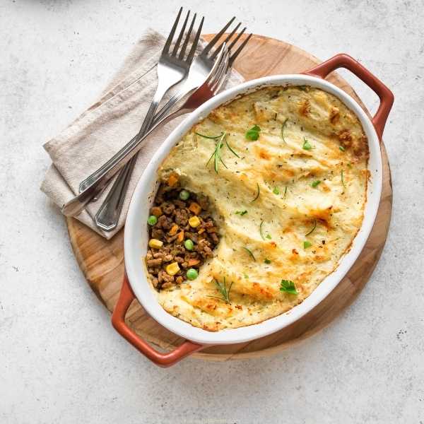 Shepherds-Pie-with-Mashed-Potato-Topping
