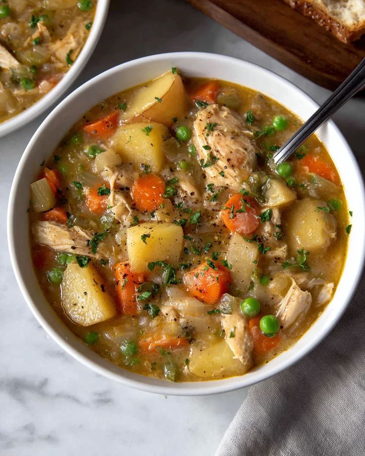Slow-Cooker-Chicken-Stew.