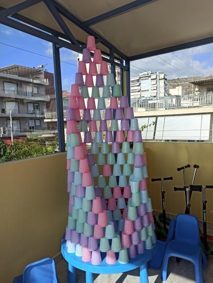 Build-the-Tallest-Tower-Birthday-Party-Games