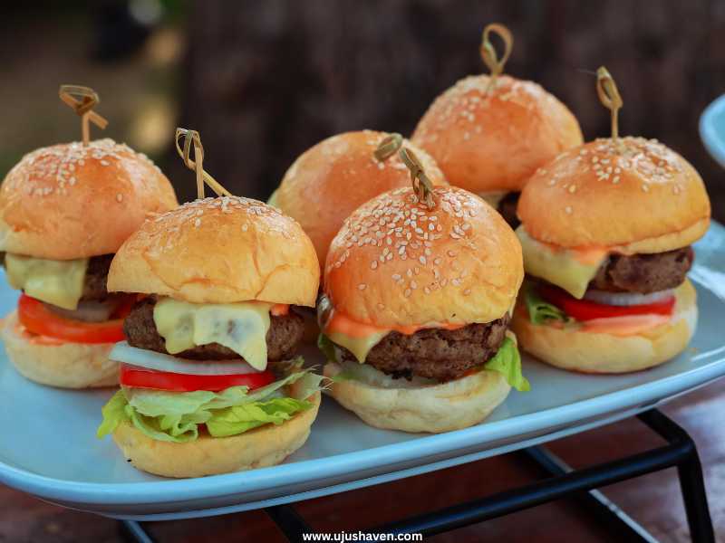 Mini-Burgers-or-Sliders