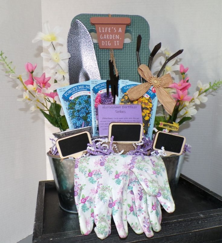 Plant-Lovers-Mini-Garden-Adult-Easter-Basket-Ideas.