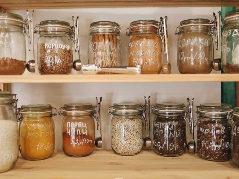 Use-Clear-Storage-Jars-for-Visibility.