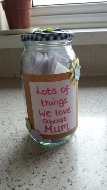 A-Memory-Jar-With-Small-Notes-Inside.