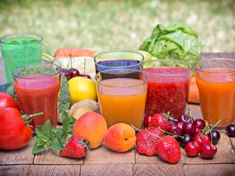 Freshly-Squeezed-Juice-or-Homemade-Smoothies