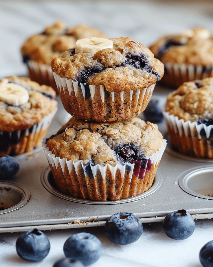 Homemade-Muffins-Blueberry-Chocolate-Chip-or-Banana.