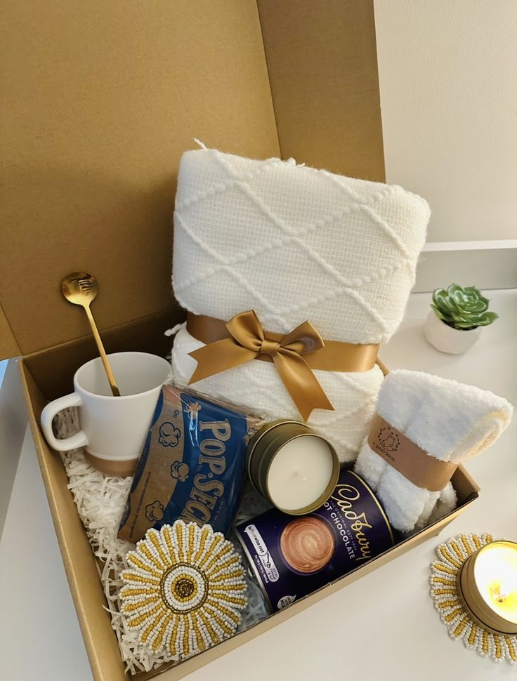 Cozy-Comfort-Mothers-Day-Gift-Basket