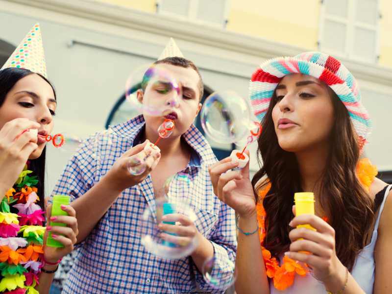 Party-Games-for-Teenage-Birthday