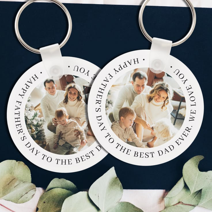 Personalized-Keychain-with-a-Special-Date-or-Message