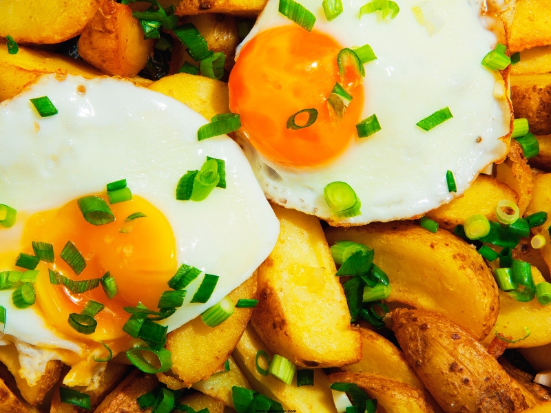 Potato-Stir-Fry-with-Eggs-Teens-Food