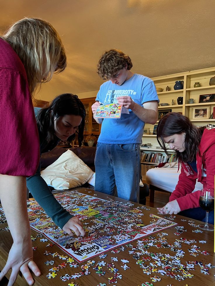 Puzzle-Race-Party-Games-for-Teenage-Birthday