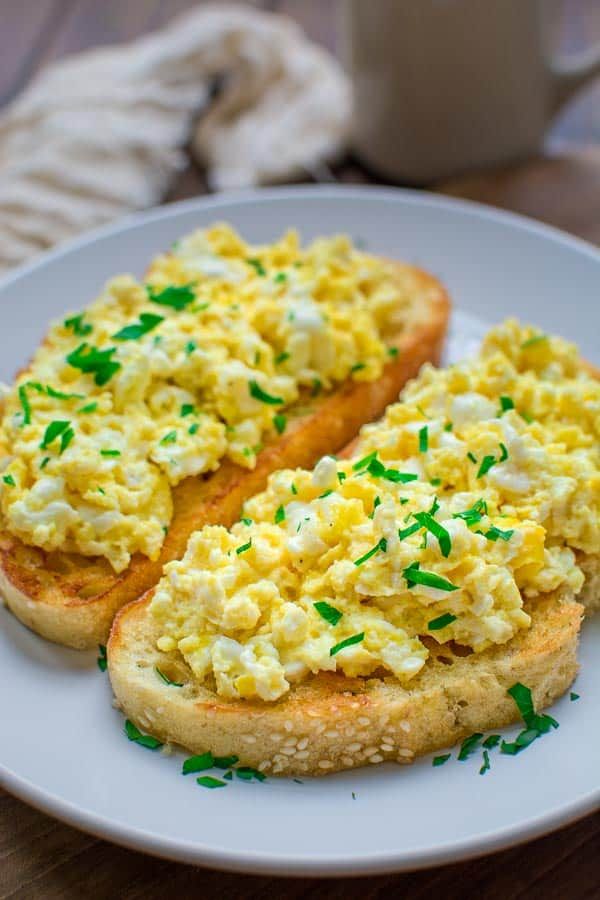 Buttery-Scrambled-Eggs-with-Toast-and-a-Side-of-Comfort.