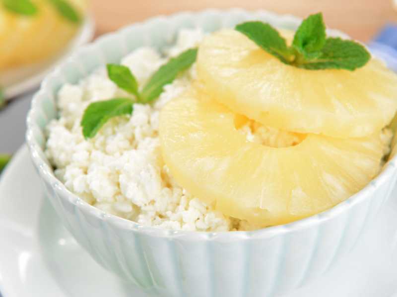Cottage-Cheese-and-Pineapple-Bowls