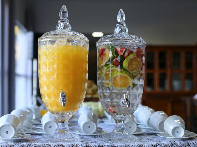 Cute-Mocktails-and-Drink-Bar-Ideas.