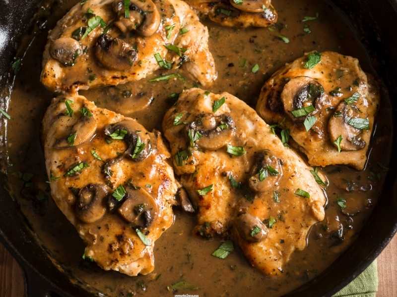 Quick-and-Easy-One-Pan-Chicken-Dinner-Recipes