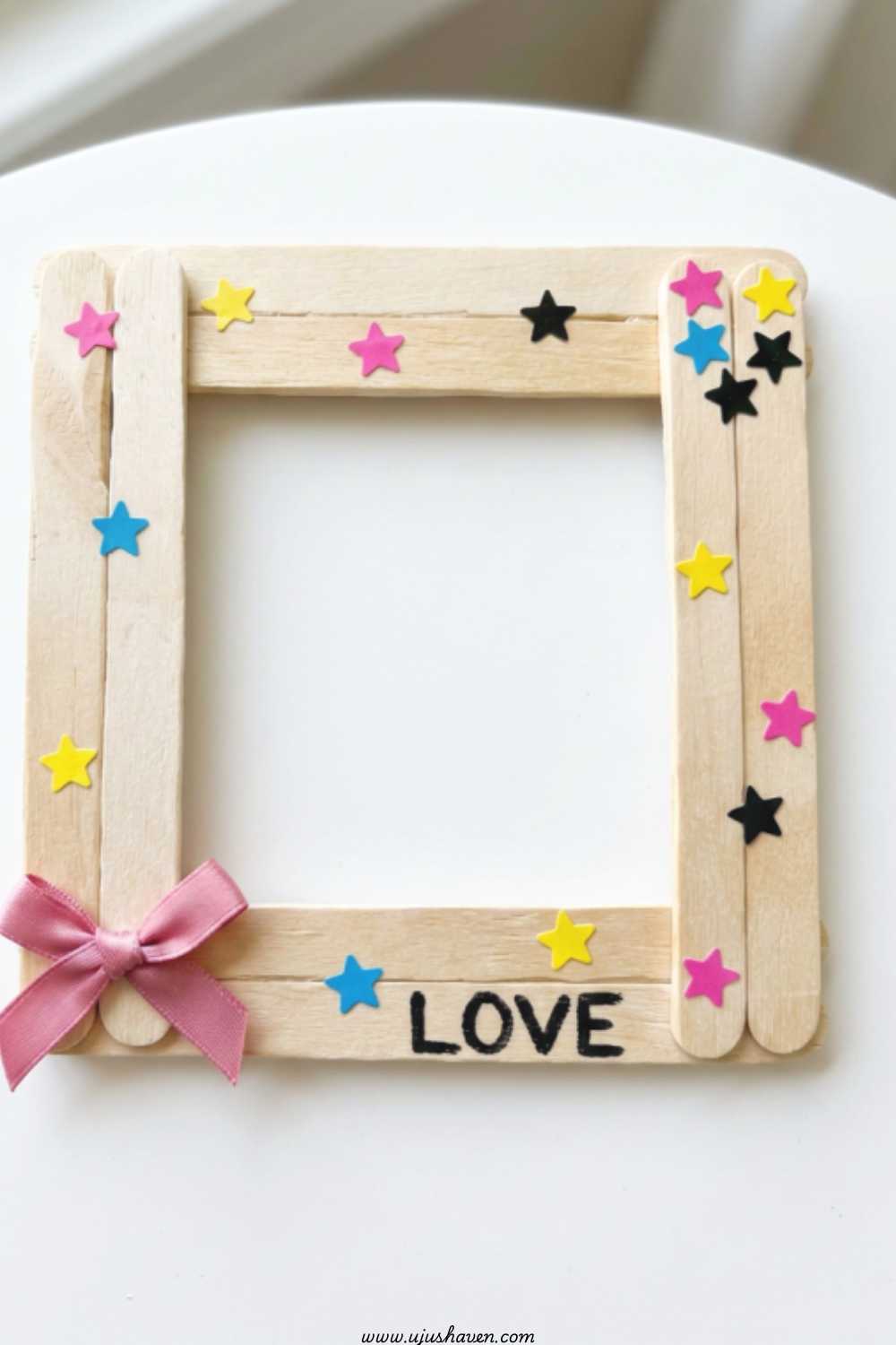 Popsicle-Stick-Picture-Frames-Rainy-Day-Crafts-for-Toddlers-Easy-Indoor-Activities.