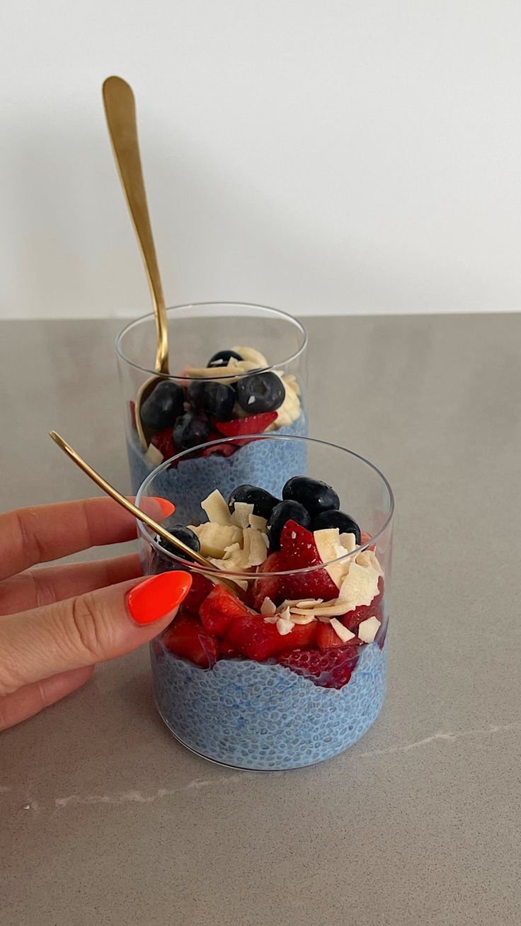 Red-White-and-Blue-Overnight-Chia-Pudding-Cups