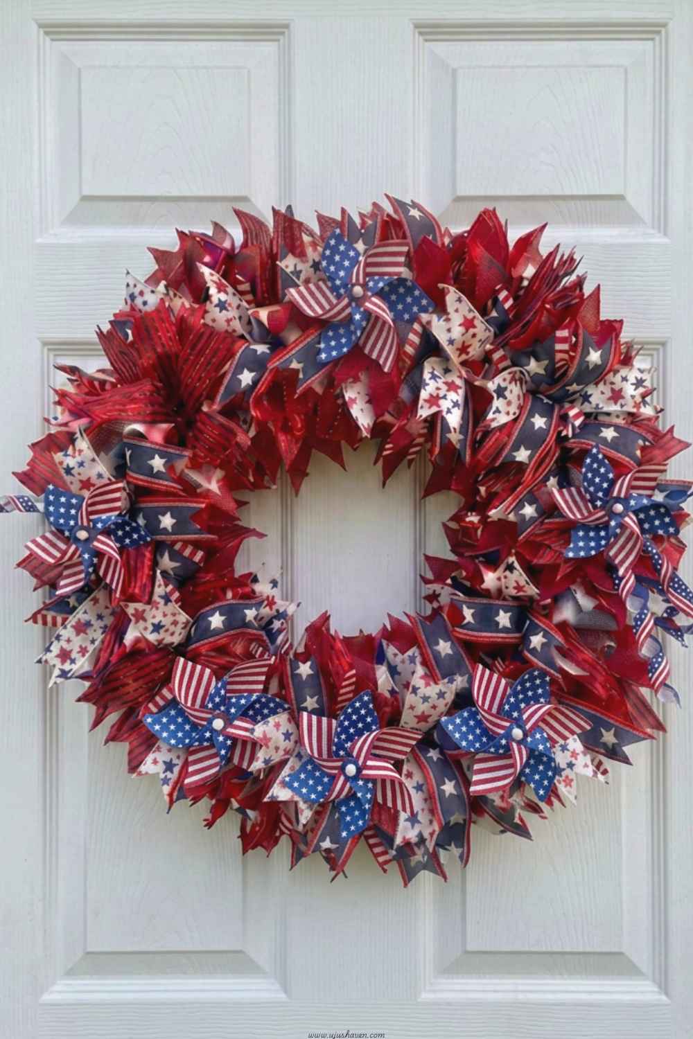 Ribbon-Dollar-Tree-4th-of-July-Wreath-Ideas