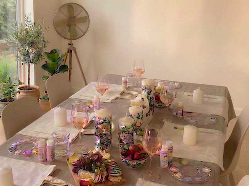 Simple-Craft-Table-Setup-Ideas-for-Small-Spaces