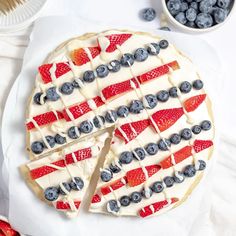 Strawberry-Blueberry-Breakfast-Pizza