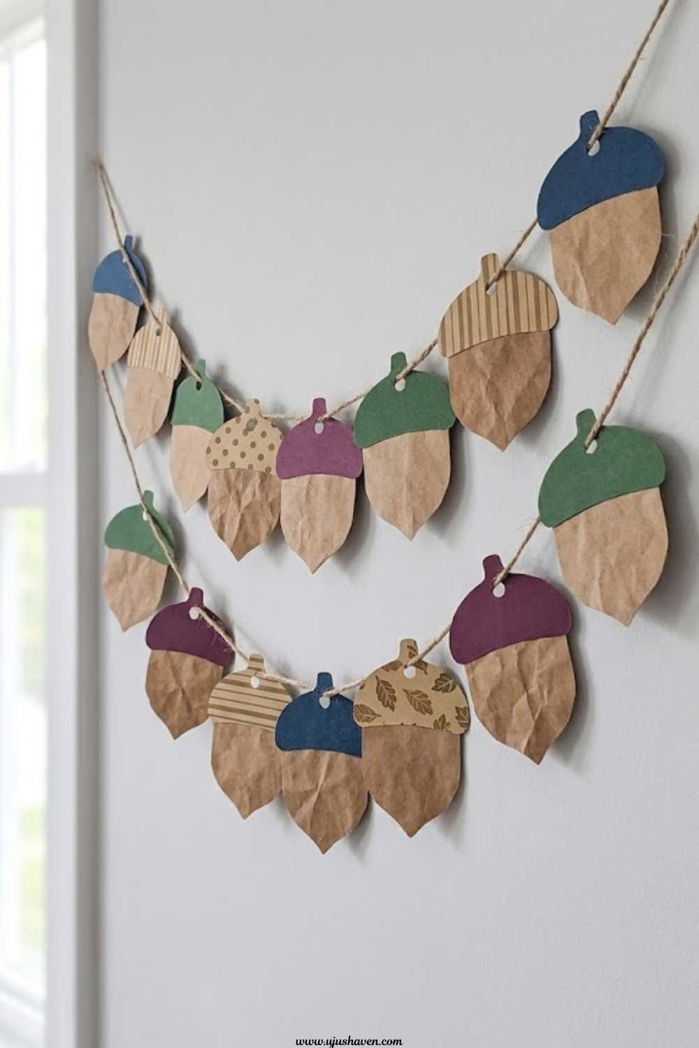 Paper-Acorn-Garland