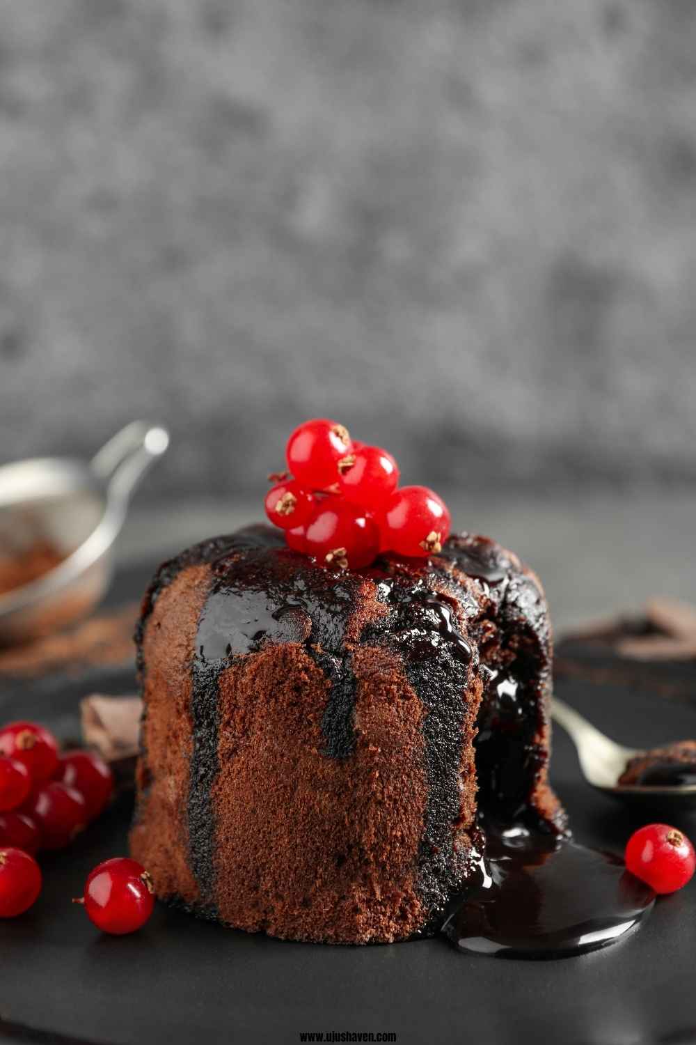 Slow-Cooker-Chocolate-Lava-Cake-Easy-Labor-Day-Dessert-Recipes