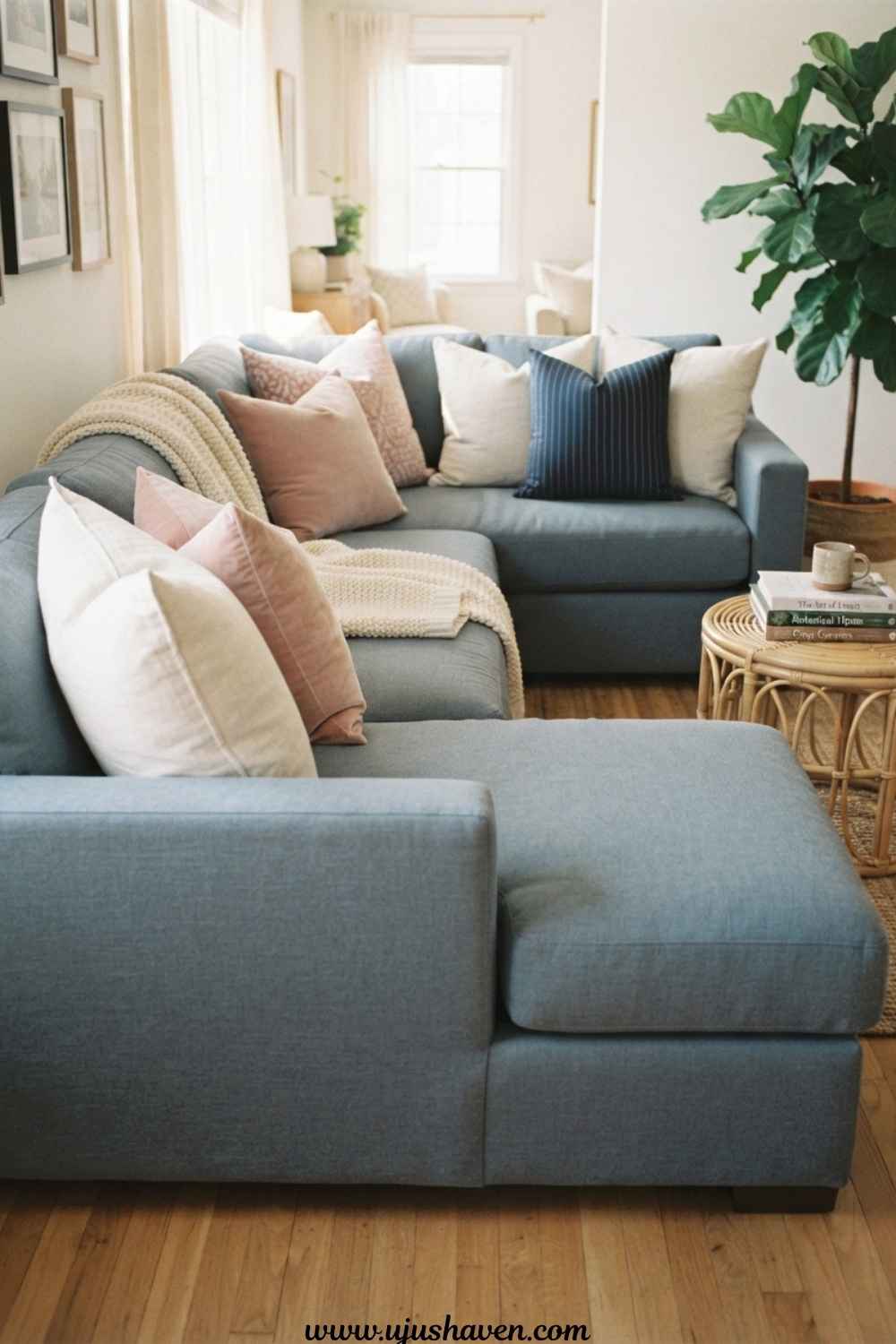 Arrange-the-Pillows-Based-on-Your-Sectional-Shape