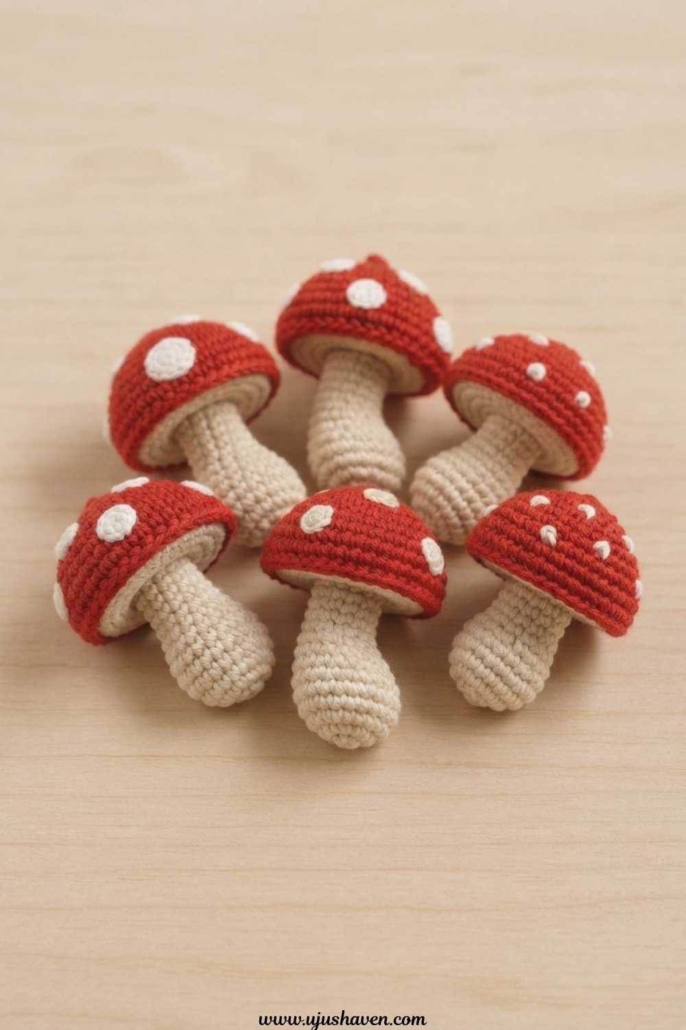 Crochet-Mini-Mushroom-Crafts-for-Adults