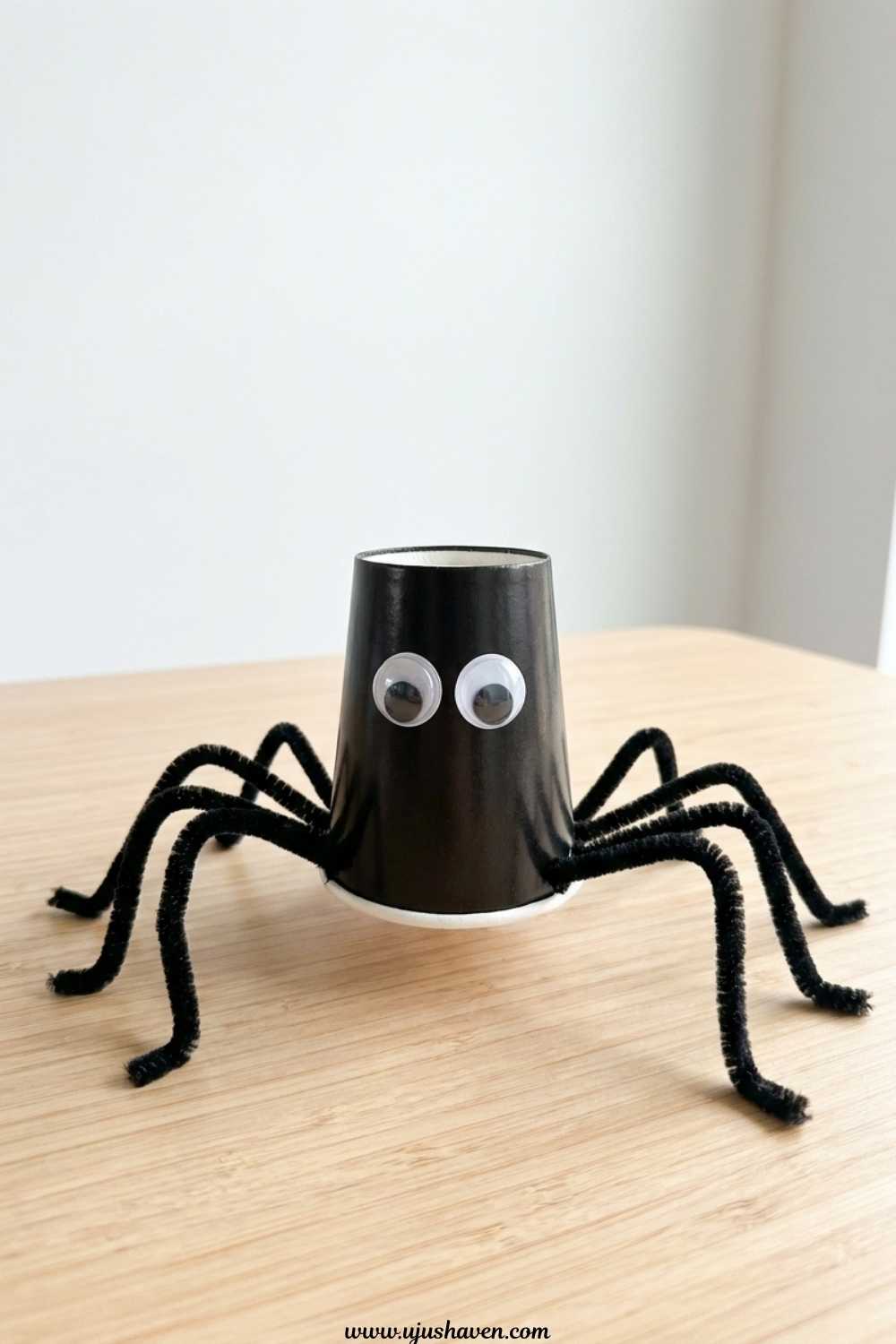 Googly-Eyed-Paper-Cup-Spider-Easy-Dollar-Tree-Halloween-Crafts
