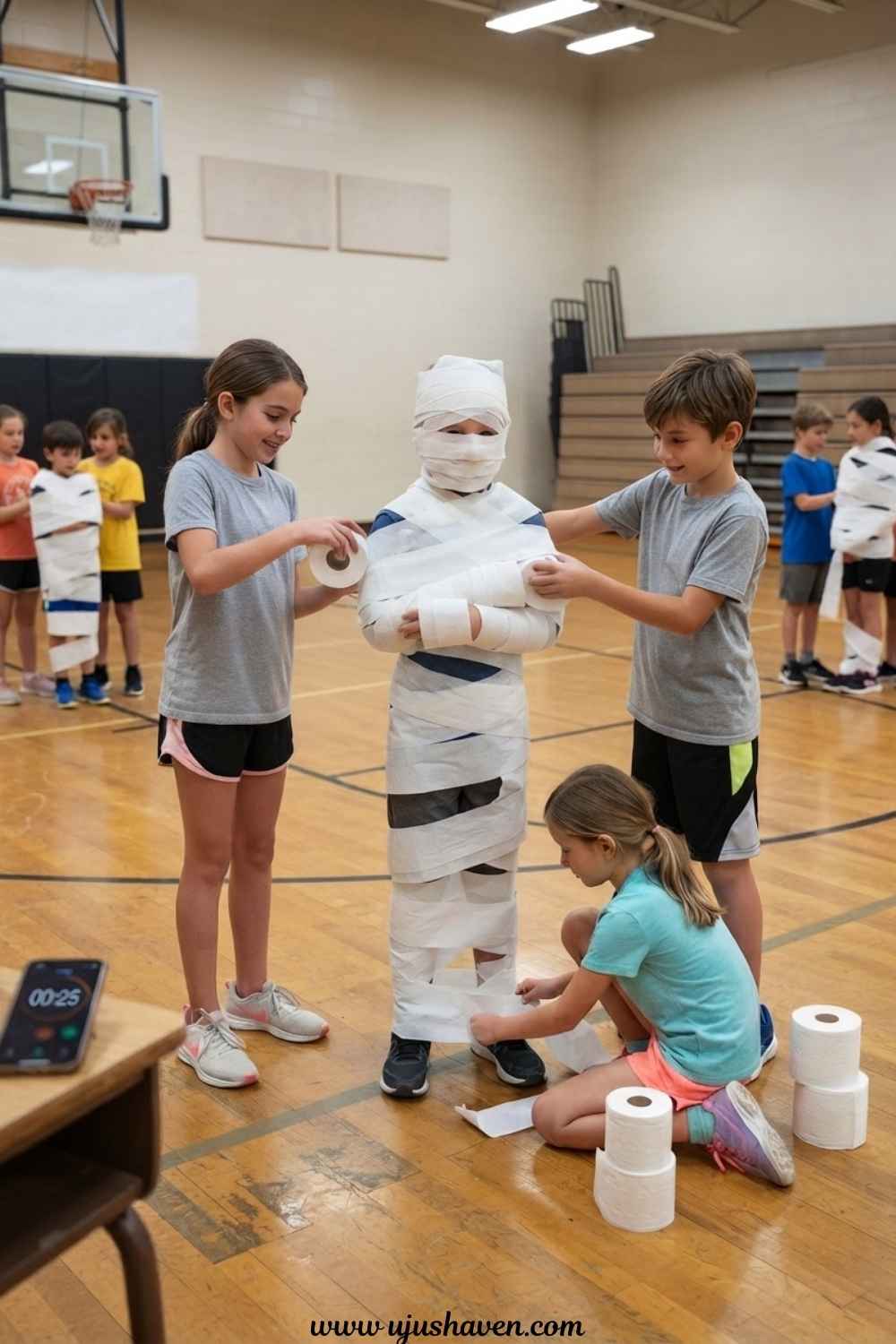 Mummy-Wrap-Relay