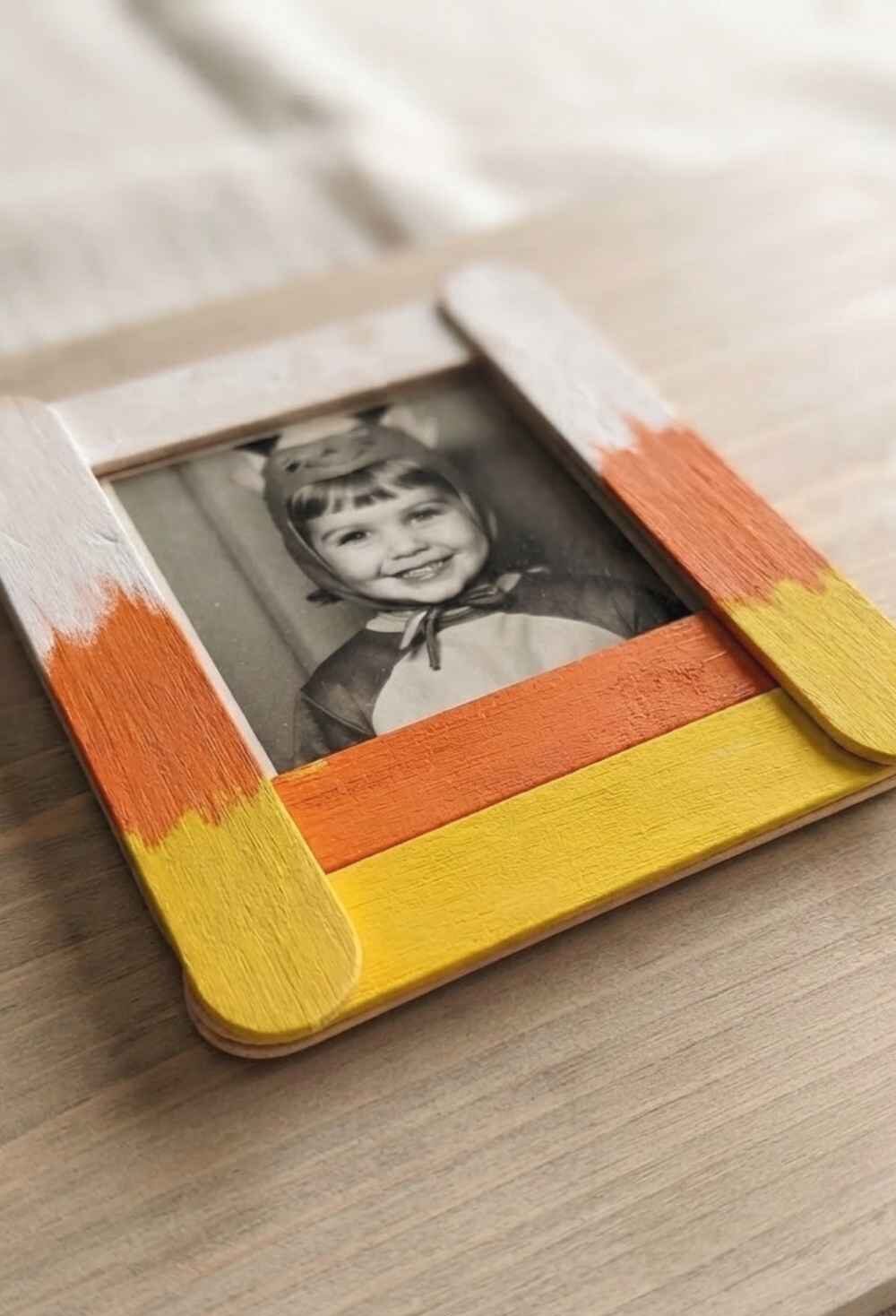 Popsicle-Stick-Candy-Corn-Frame