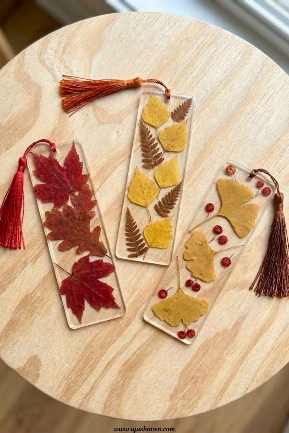 Pressed-Leaf-Bookmarks.