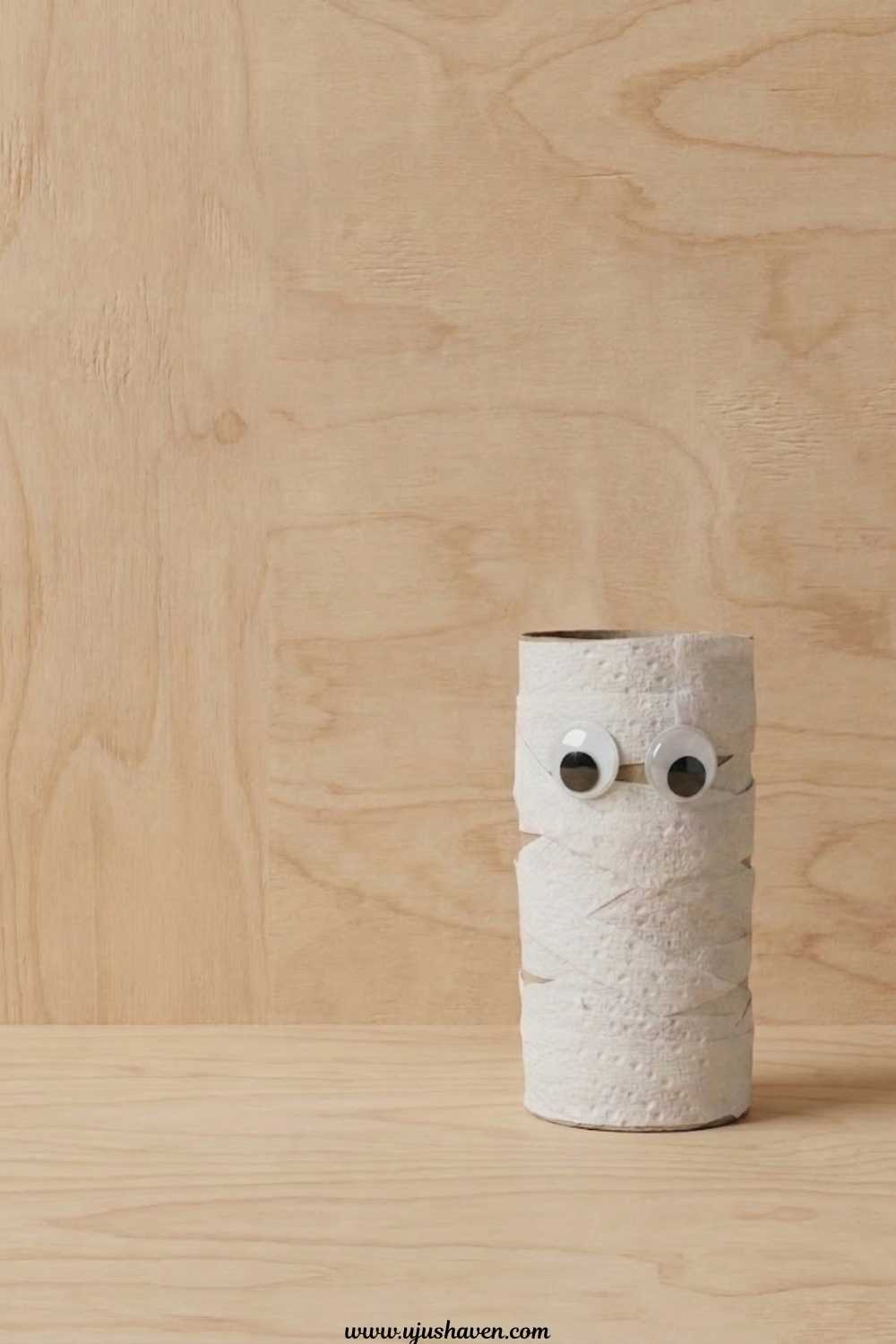 Toilet-Paper-Roll-Mummy.