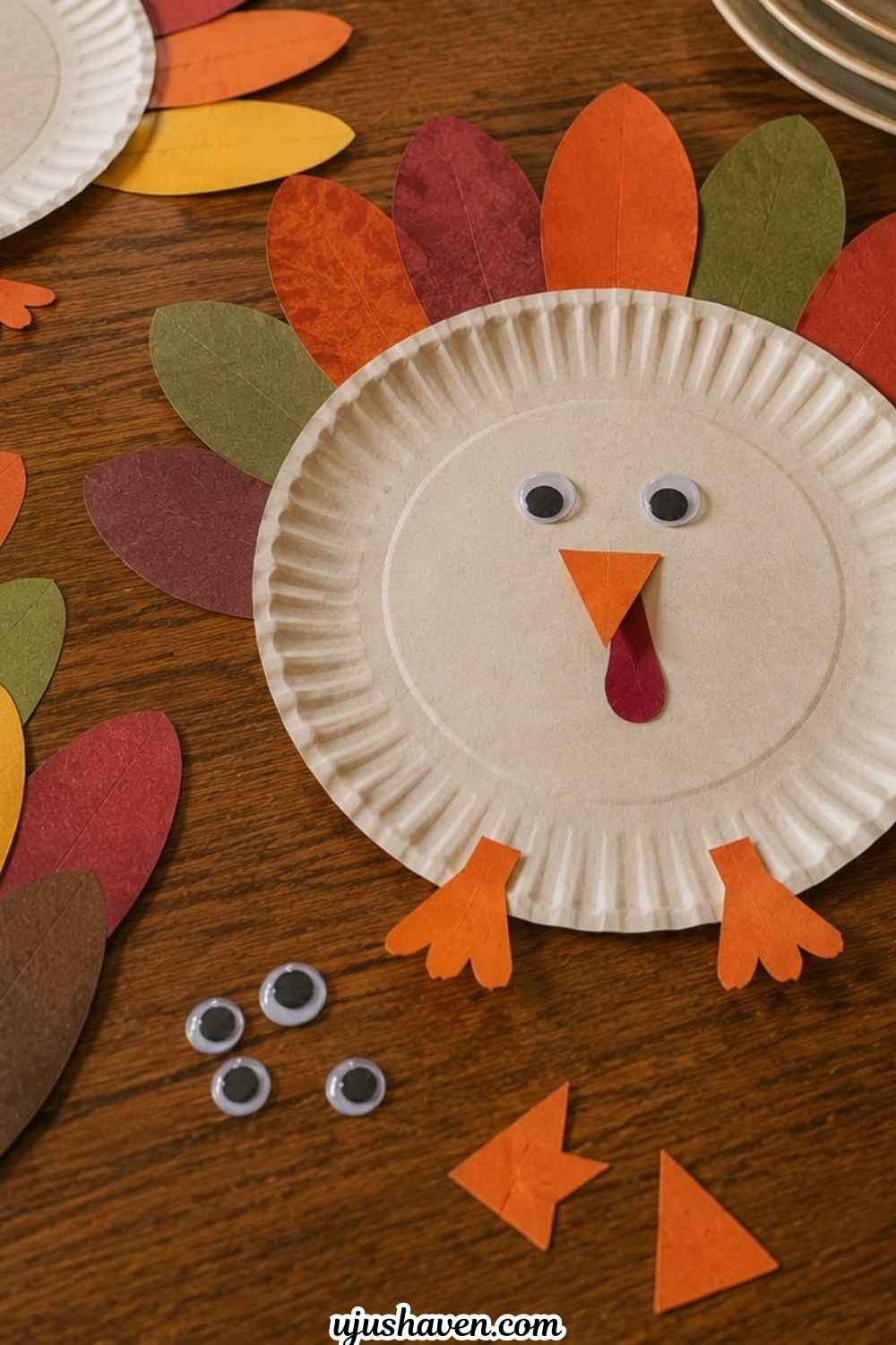 Paper-Plate-Turkey-Craft-Thanksgiving-Kids-Table-Activities