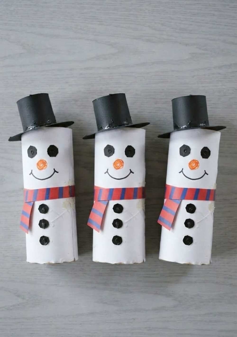 Snowman-Cardboard-Tube-Craft