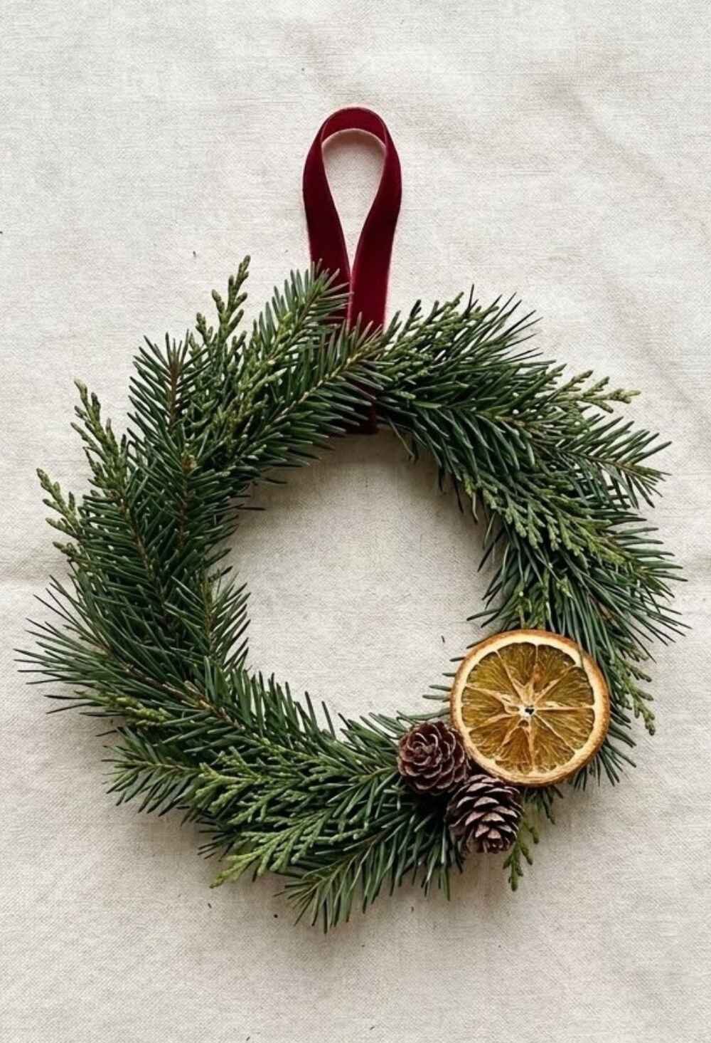 Mini-Evergreen-Wreath.
